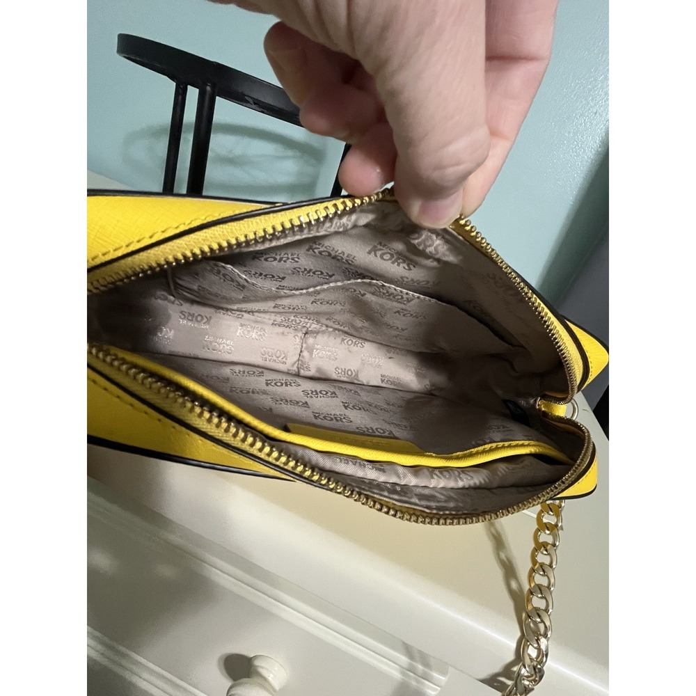 Michael Kors Jet Set East West Saffiano Crossbody Bag Yellow Leather - Picture 5 of 7